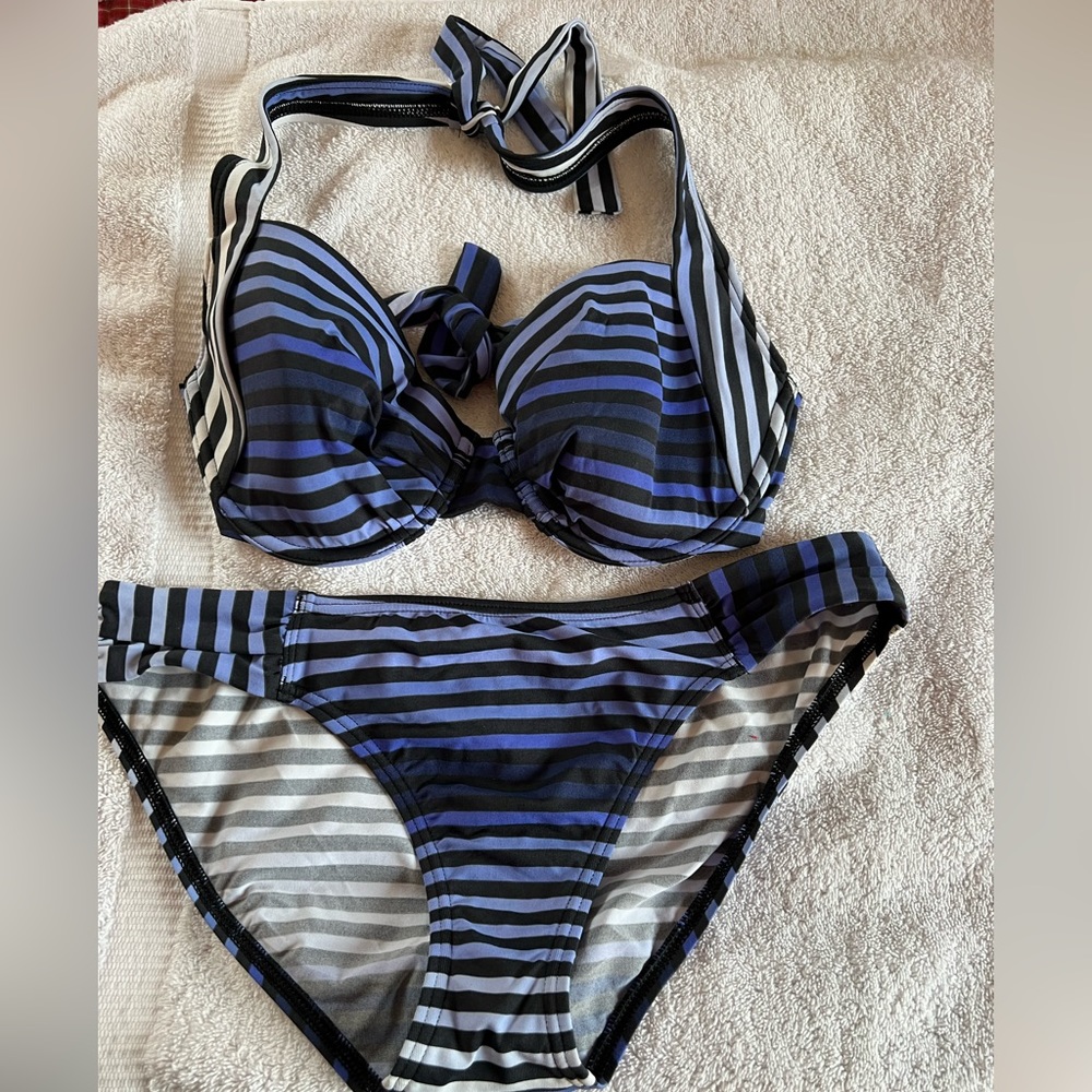2 piece swimsuit